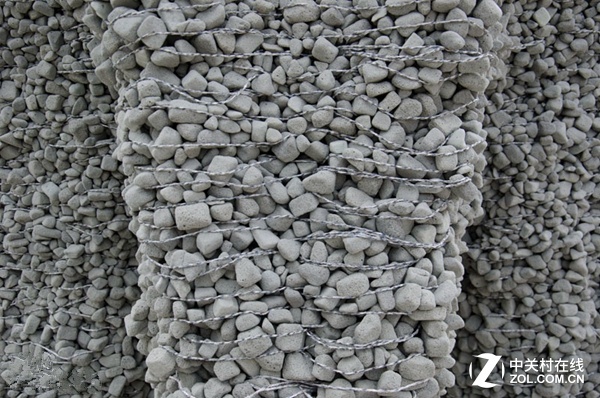 这座3D打印的巨型雕塑竟出自石子和绳子 这座3D打印的巨型雕塑竟出自石子和绳子