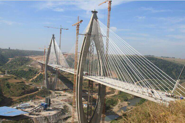 BIM技术在摩洛哥布里格里格河谷斜拉桥中的应用 BIM技术在摩洛哥布里格里格河谷斜拉桥中的应用