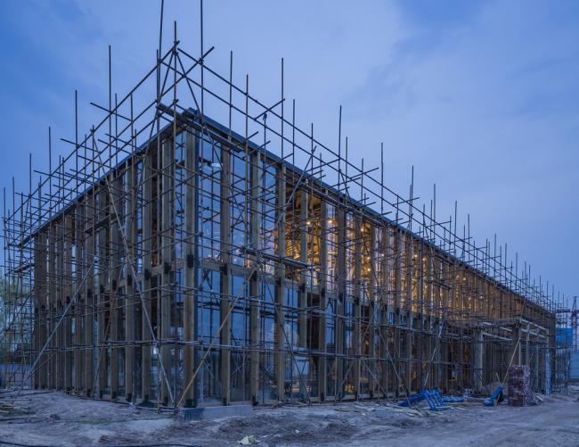 BIM建筑|枝桠交织有序的'树'状空间:河南珑府生涯体验中间 / 罗宇杰工作室 BIM建筑|枝桠交织有序的'树'状空间:河南珑府生涯体验中间 / 罗宇杰工作室