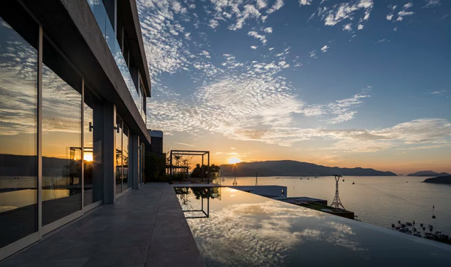 BIM建筑|悬空于年夜海之上,纵享天水合一:越南石头室第 BIM建筑|悬空于年夜海之上,纵享天水合一:越南石头室第