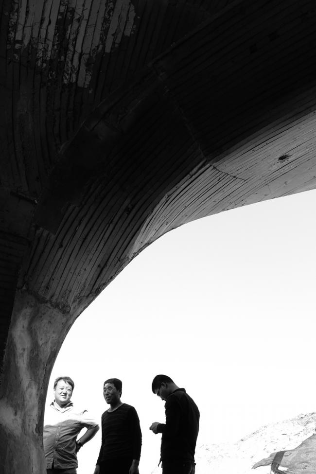 BIM建筑|沙丘与海洋的对话,重溯原始意识的艺术空间 / OPEN建筑师事务所 BIM建筑|沙丘与海洋的对话,重溯原始意识的艺术空间 / OPEN建筑师事务所