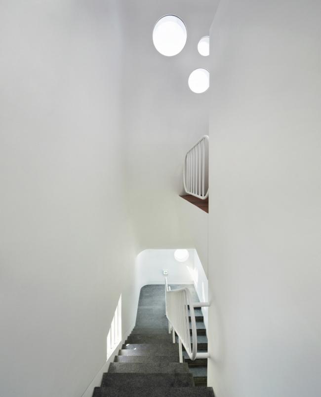 BIM建筑|仿佛阳光泡泡——奢靡品牌韩国零售店设计 BIM建筑|仿佛阳光泡泡——奢靡品牌韩国零售店设计