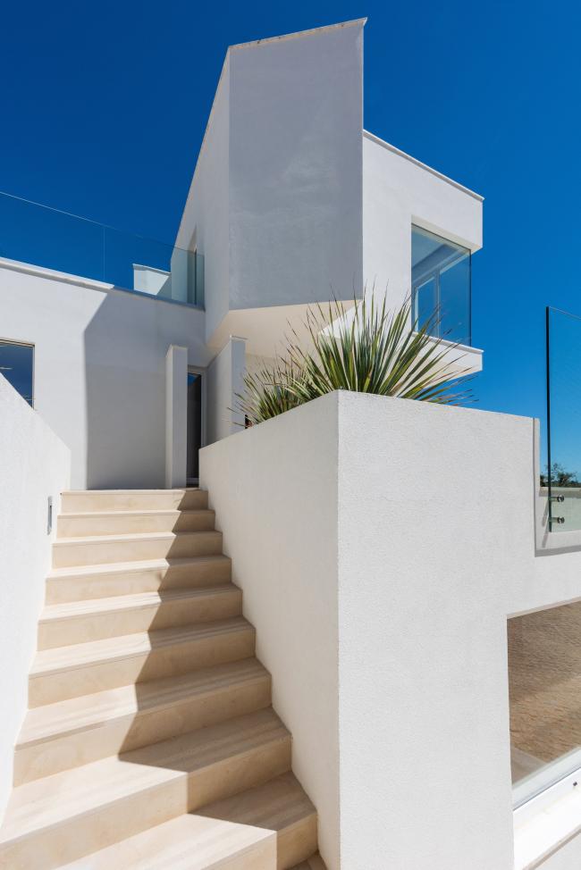 BIM建筑|天然有机,纯白主义的地中海室第 / STUDIOARTE建筑师事务所 BIM建筑|天然有机,纯白主义的地中海室第 / STUDIOARTE建筑师事务所