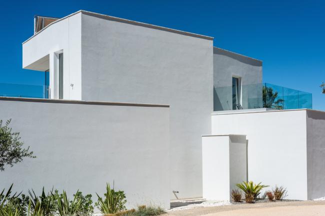 BIM建筑|天然有机,纯白主义的地中海室第 / STUDIOARTE建筑师事务所 BIM建筑|天然有机,纯白主义的地中海室第 / STUDIOARTE建筑师事务所