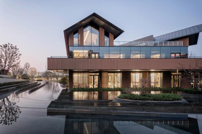 BIM建筑|仁恒南京凤凰山居温泉会所 / 上海中房建筑设计 BIM建筑|仁恒南京凤凰山居温泉会所 / 上海中房建筑设计
