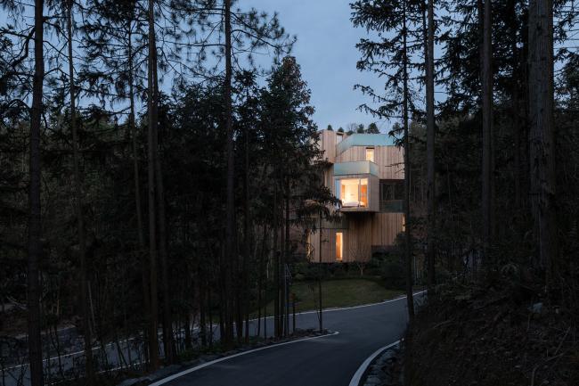 BIM建筑|天然渗入,享受奇特的***体验——齐云山树屋/本戈工作室 BIM建筑|天然渗入,享受奇特的***体验——齐云山树屋/本戈工作室