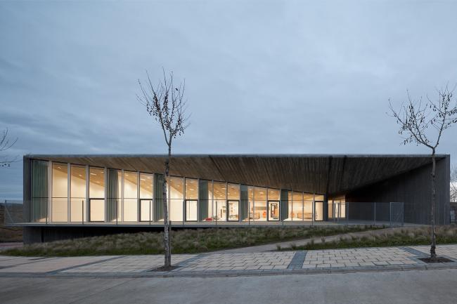 BIM建筑|“空心岩石”般的学前教导黉舍 BIM建筑|“空心岩石”般的学前教导黉舍