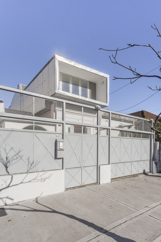 BIM建筑|新旧融会,将立面设计莳植成垂直花圃 / 玛尔塔室第 BIM建筑|新旧融会,将立面设计莳植成垂直花圃 / 玛尔塔室第