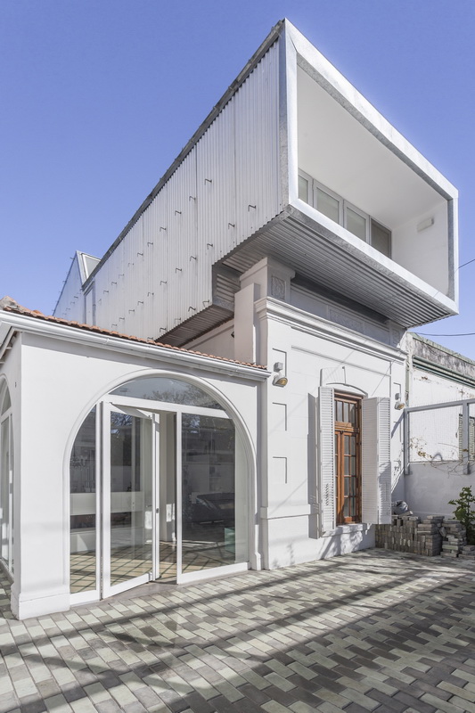 BIM建筑|新旧融会,将立面设计莳植成垂直花圃 / 玛尔塔室第 BIM建筑|新旧融会,将立面设计莳植成垂直花圃 / 玛尔塔室第