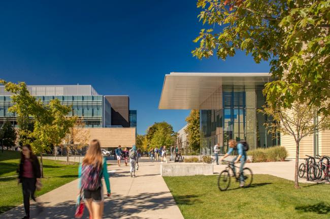 BIM建筑|科尔斯·泰克研讨中间 BIM建筑|科尔斯·泰克研讨中间