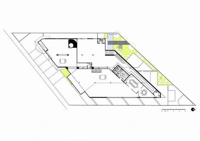 BIM建筑|织物的柔柔通透与几何金属的碰撞:厄瓜多尔贸易零售店面 BIM建筑|织物的柔柔通透与几何金属的碰撞:厄瓜多尔贸易零售店面
