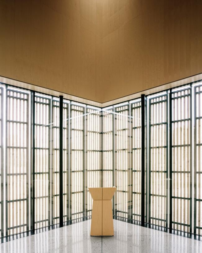 BIM建筑|耐久弥新,随时光沉淀幻化外表的挪威松木教堂 BIM建筑|耐久弥新,随时光沉淀幻化外表的挪威松木教堂