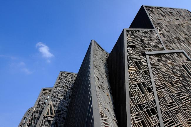 BIM建筑|柳州奇石展览馆丨天津年夜学建筑计划设计研讨总院,张华传授工作室 BIM建筑|柳州奇石展览馆丨天津年夜学建筑计划设计研讨总院,张华传授工作室