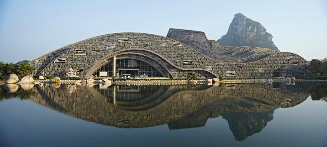 BIM建筑|柳州奇石展览馆丨天津年夜学建筑计划设计研讨总院,张华传授工作室 BIM建筑|柳州奇石展览馆丨天津年夜学建筑计划设计研讨总院,张华传授工作室