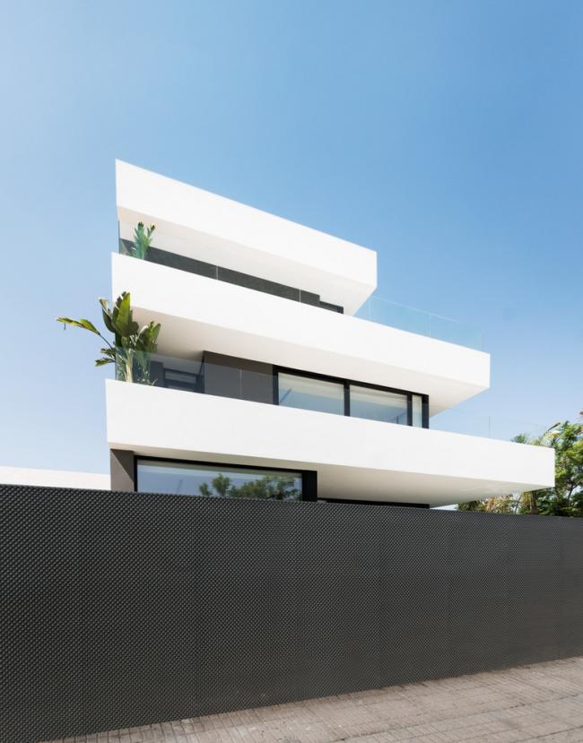 BIM建筑|年夜简至繁,横条纹也能小清爽的西班牙水族馆室第 BIM建筑|年夜简至繁,横条纹也能小清爽的西班牙水族馆室第