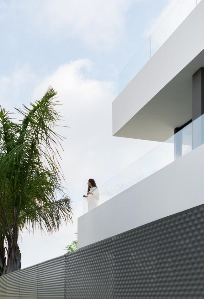 BIM建筑|年夜简至繁,横条纹也能小清爽的西班牙水族馆室第 BIM建筑|年夜简至繁,横条纹也能小清爽的西班牙水族馆室第