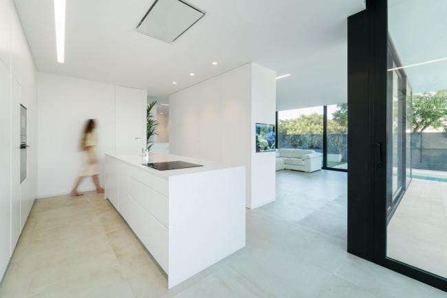 BIM建筑|年夜简至繁,横条纹也能小清爽的西班牙水族馆室第 BIM建筑|年夜简至繁,横条纹也能小清爽的西班牙水族馆室第