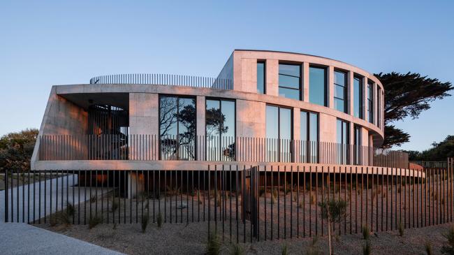 BIM建筑|仿佛一块远眺年夜海的侏罗纪珊瑚石:潮汐弧线室第 BIM建筑|仿佛一块远眺年夜海的侏罗纪珊瑚石:潮汐弧线室第