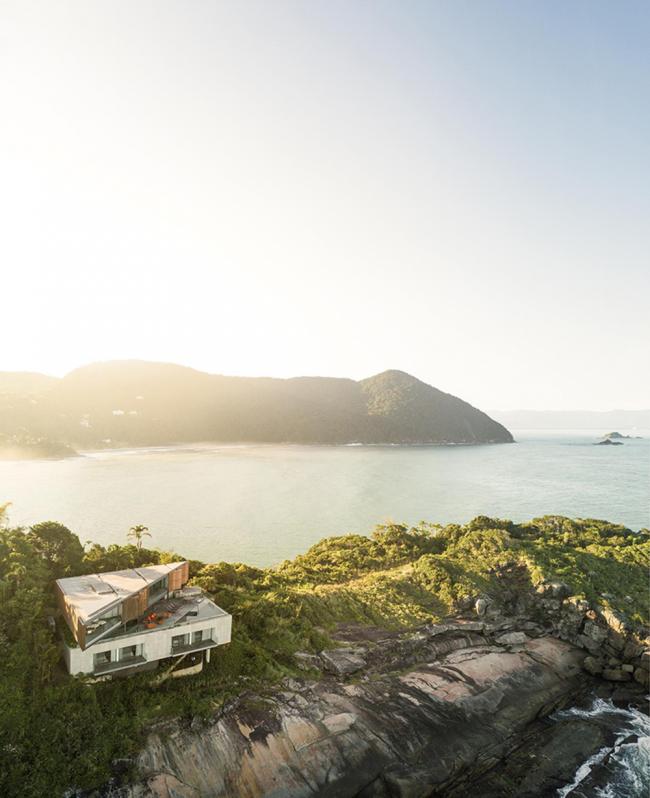 BIM建筑|以海为邻,明媚四时的巴西半岛之家 BIM建筑|以海为邻,明媚四时的巴西半岛之家
