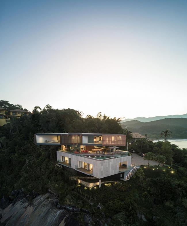 BIM建筑|以海为邻,明媚四时的巴西半岛之家 BIM建筑|以海为邻,明媚四时的巴西半岛之家