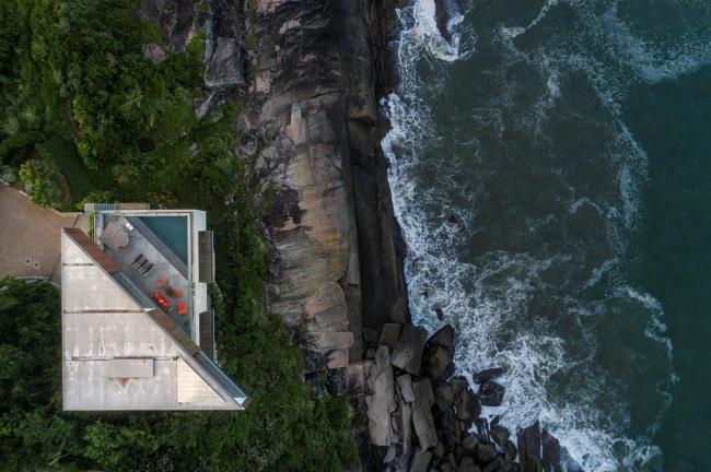 BIM建筑|以海为邻,明媚四时的巴西半岛之家 BIM建筑|以海为邻,明媚四时的巴西半岛之家