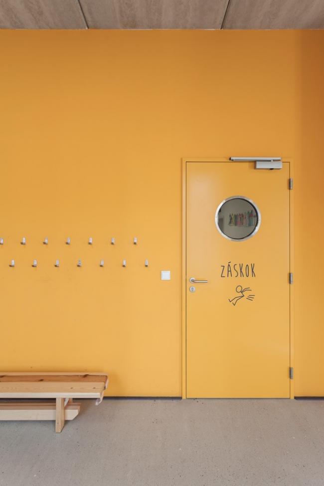 BIM建筑|奶油袍与小红帽:贾拉·西曼小学 BIM建筑|奶油袍与小红帽:贾拉·西曼小学