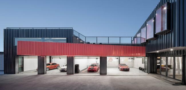 BIM建筑|一场汽车喜好者的社交试验,The Pit House汽车俱乐部 / 上建下筑工作室 BIM建筑|一场汽车喜好者的社交试验,The Pit House汽车俱乐部 / 上建下筑工作室