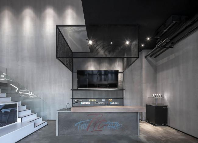 BIM建筑|一场汽车喜好者的社交试验,The Pit House汽车俱乐部 / 上建下筑工作室 BIM建筑|一场汽车喜好者的社交试验,The Pit House汽车俱乐部 / 上建下筑工作室