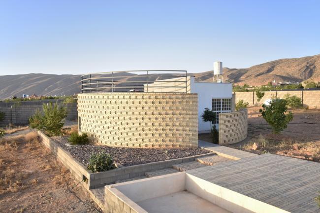 BIM建筑|荒凉上的一只“蜗牛壳”:伊朗蜗壳室第 BIM建筑|荒凉上的一只“蜗牛壳”:伊朗蜗壳室第