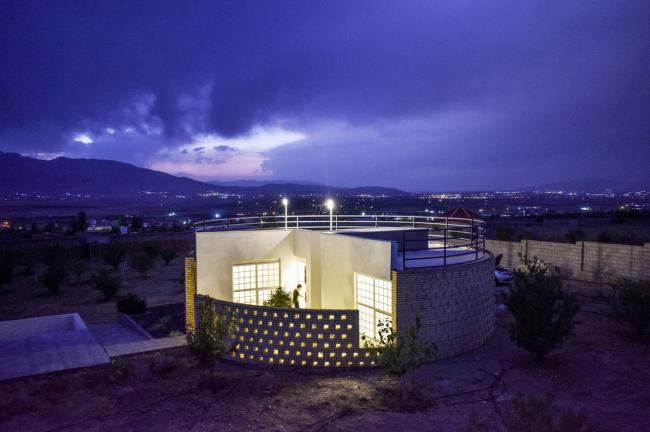 BIM建筑|荒凉上的一只“蜗牛壳”:伊朗蜗壳室第 BIM建筑|荒凉上的一只“蜗牛壳”:伊朗蜗壳室第