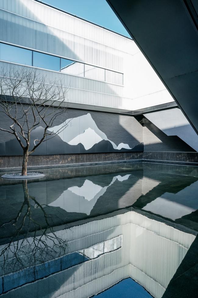 BIM建筑|在静谧诗意的空间,体验回隐的生涯艺术:领秀山艺术馆 / 霍普股份HYP-ARCH BIM建筑|在静谧诗意的空间,体验回隐的生涯艺术:领秀山艺术馆 / 霍普股份HYP-ARCH