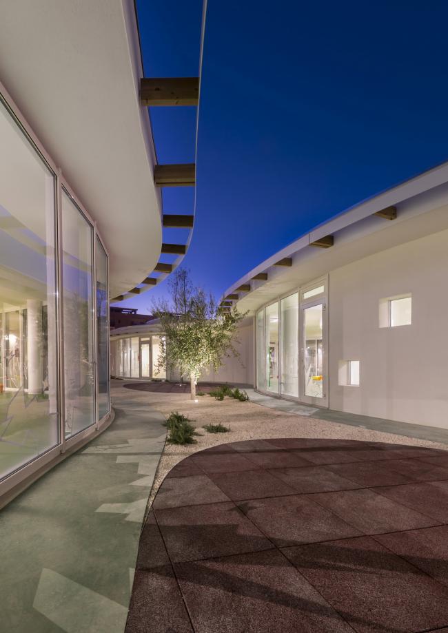 BIM建筑|纯白朴实的平行乐土:意年夜利Terra Madre幼儿园 BIM建筑|纯白朴实的平行乐土:意年夜利Terra Madre幼儿园