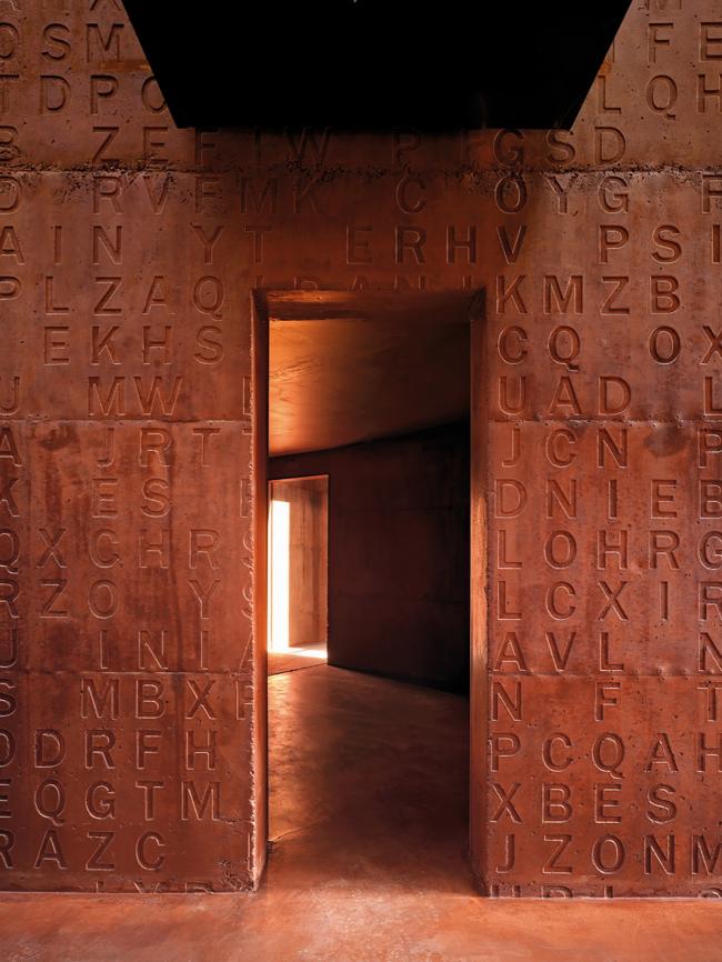 BIM建筑|一本散落墙角,页面泛黄的书:科尔诺公共藏书楼和会堂 BIM建筑|一本散落墙角,页面泛黄的书:科尔诺公共藏书楼和会堂