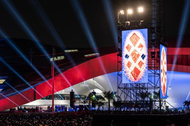 BIM建筑|如榕树根须般自由发展延长:高雄艺术中间 / Mecanoo BIM建筑|如榕树根须般自由发展延长:高雄艺术中间 / Mecanoo