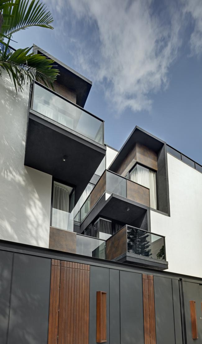 BIM建筑|凹凸错落,打破秩序:班加罗尔 RL室第 / SDeG BIM建筑|凹凸错落,打破秩序:班加罗尔 RL室第 / SDeG