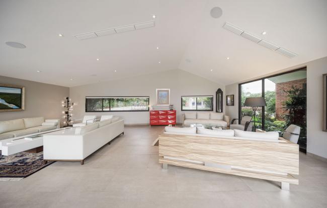 BIM建筑|仿佛散落地上随风起褶皱的方丝帕:El Cortijo之家 BIM建筑|仿佛散落地上随风起褶皱的方丝帕:El Cortijo之家