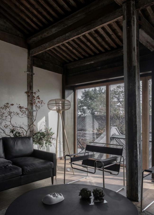 BIM建筑|老北京胡同里的机密酒馆:四合院改革 / 雅思睿设计研讨室 BIM建筑|老北京胡同里的机密酒馆:四合院改革 / 雅思睿设计研讨室