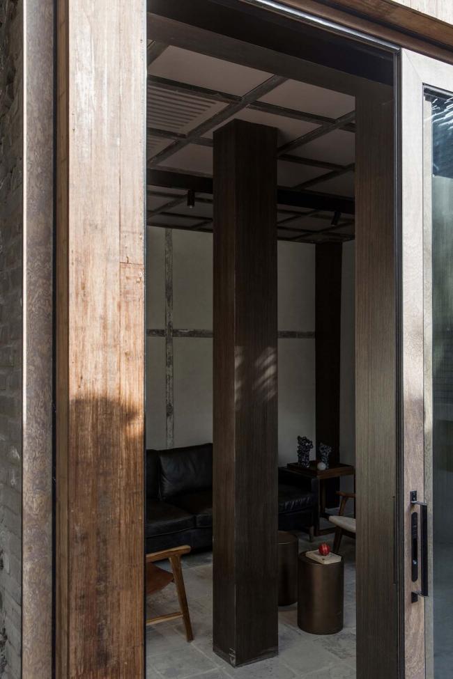 BIM建筑|老北京胡同里的机密酒馆:四合院改革 / 雅思睿设计研讨室 BIM建筑|老北京胡同里的机密酒馆:四合院改革 / 雅思睿设计研讨室