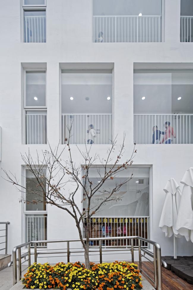 BIM建筑|纯净的花圃碉堡:上海徐汇科技幼儿园 / 元秀万建筑事务所 BIM建筑|纯净的花圃碉堡:上海徐汇科技幼儿园 / 元秀万建筑事务所