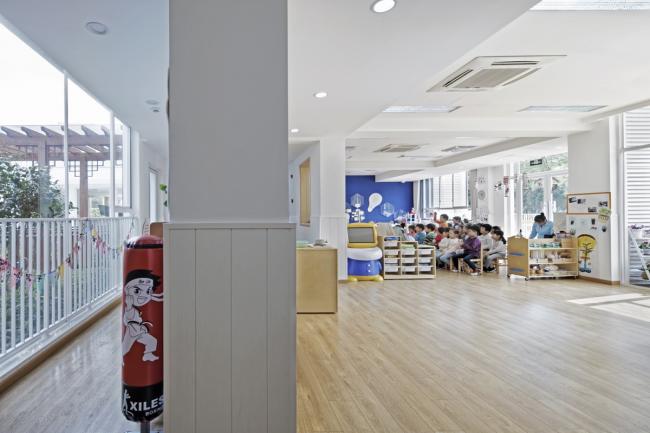 BIM建筑|纯净的花圃碉堡:上海徐汇科技幼儿园 / 元秀万建筑事务所 BIM建筑|纯净的花圃碉堡:上海徐汇科技幼儿园 / 元秀万建筑事务所