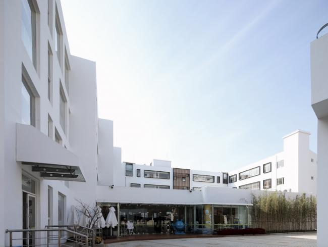 BIM建筑|纯净的花圃碉堡:上海徐汇科技幼儿园 / 元秀万建筑事务所 BIM建筑|纯净的花圃碉堡:上海徐汇科技幼儿园 / 元秀万建筑事务所