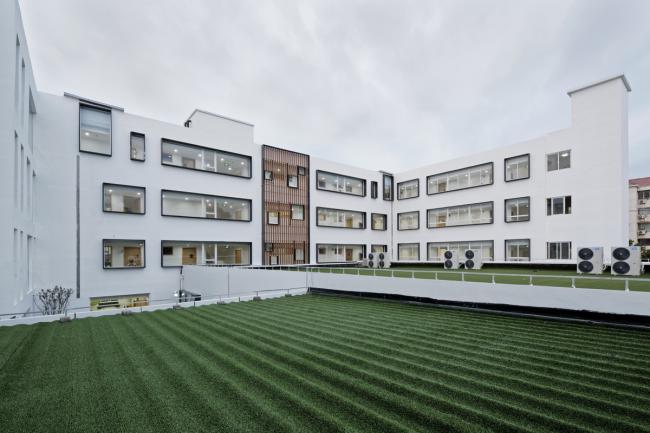 BIM建筑|纯净的花圃碉堡:上海徐汇科技幼儿园 / 元秀万建筑事务所 BIM建筑|纯净的花圃碉堡:上海徐汇科技幼儿园 / 元秀万建筑事务所