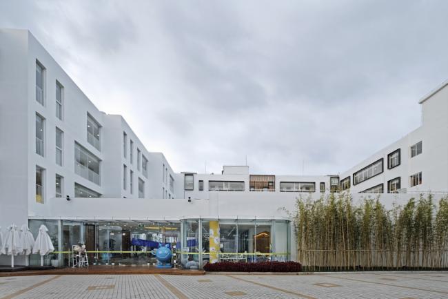 BIM建筑|纯净的花圃碉堡:上海徐汇科技幼儿园 / 元秀万建筑事务所 BIM建筑|纯净的花圃碉堡:上海徐汇科技幼儿园 / 元秀万建筑事务所