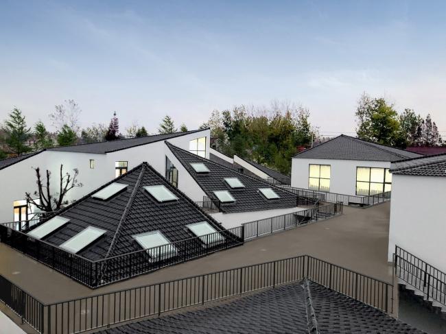 BIM建筑|水乡韵味,一看无际的平原上蜂拥闪烁的“星星”:江苏省北沙幼儿园 / Crossboundaries BIM建筑|水乡韵味,一看无际的平原上蜂拥闪烁的“星星”:江苏省北沙幼儿园 / Crossboundaries