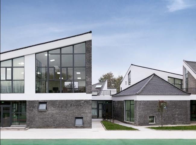 BIM建筑|水乡韵味,一看无际的平原上蜂拥闪烁的“星星”:江苏省北沙幼儿园 / Crossboundaries BIM建筑|水乡韵味,一看无际的平原上蜂拥闪烁的“星星”:江苏省北沙幼儿园 / Crossboundaries