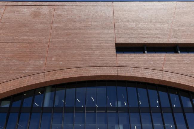 BIM建筑|巨型拱门“支持”下的红砖建筑:悉尼铁路运营中间 BIM建筑|巨型拱门“支持”下的红砖建筑:悉尼铁路运营中间