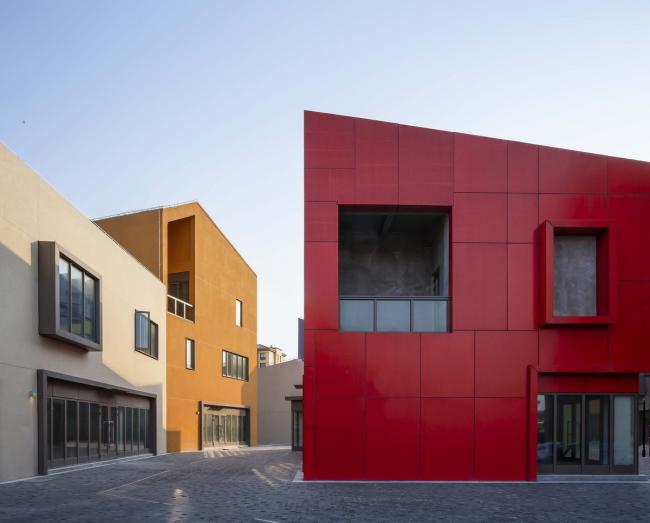 BIM建筑|老集市的味道,儿时记忆里的颜色:上海临港新城社区贸易中间 / 上海中房建筑设计 BIM建筑|老集市的味道,儿时记忆里的颜色:上海临港新城社区贸易中间 / 上海中房建筑设计