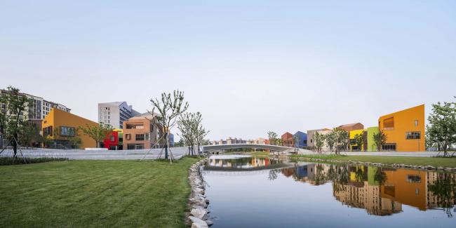 BIM建筑|老集市的味道,儿时记忆里的颜色:上海临港新城社区贸易中间 / 上海中房建筑设计 BIM建筑|老集市的味道,儿时记忆里的颜色:上海临港新城社区贸易中间 / 上海中房建筑设计