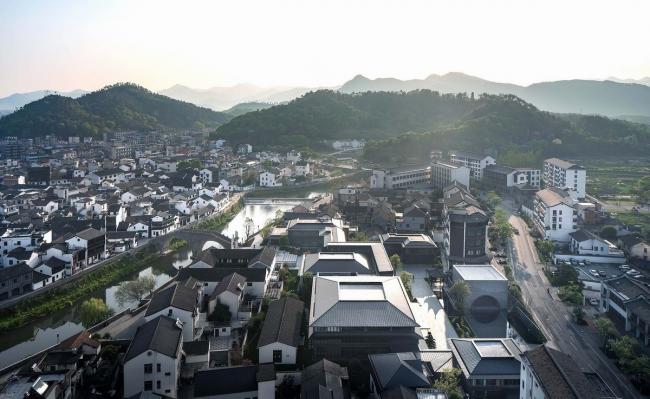 BIM建筑|青石古镇,缕缕乡愁:枫桥经验摆设馆 / 浙江年夜学建筑设计研讨院建筑九院 BIM建筑|青石古镇,缕缕乡愁:枫桥经验摆设馆 / 浙江年夜学建筑设计研讨院建筑九院