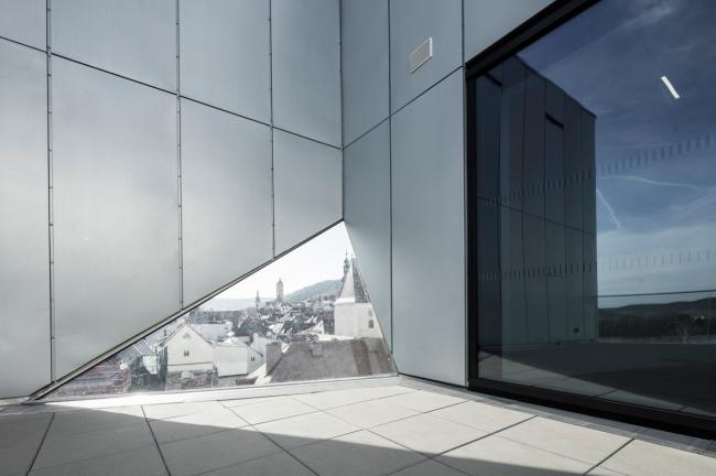 BIM建筑|风中芭蕾,奥地利州立美术馆 / Marte.Marte Architects BIM建筑|风中芭蕾,奥地利州立美术馆 / Marte.Marte Architects